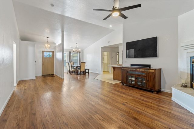 19701 Black Fox Drive, Cottonwood, CA 96022