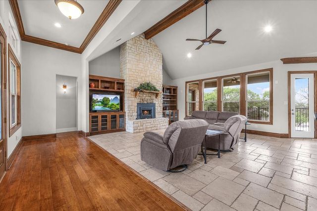 10021 Yeoman Lane, Fort Worth, TX 76179