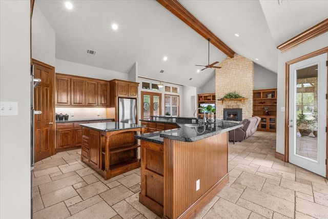 10021 Yeoman Lane, Fort Worth, TX 76179