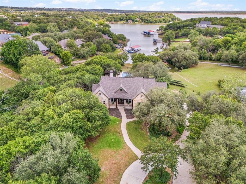 10021 Yeoman Lane, Fort Worth, TX 76179