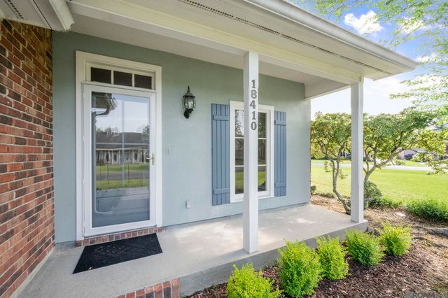 18410 Lakefield Ave, Baton Rouge, LA 70817
