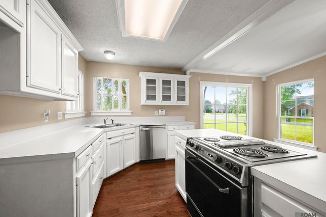 18410 Lakefield Ave, Baton Rouge, LA 70817