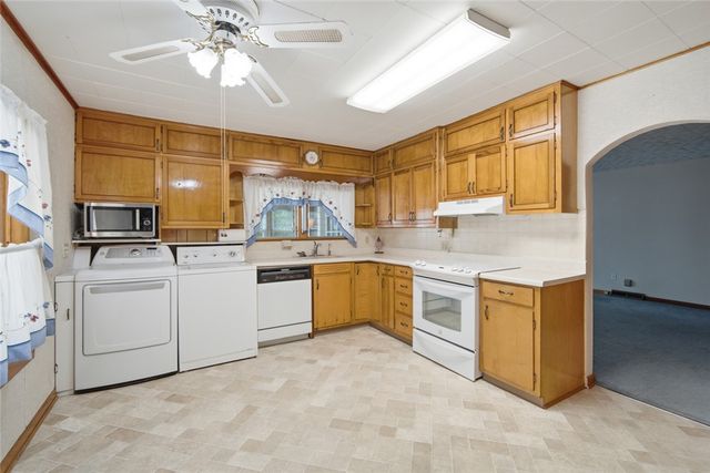 501 W Center Street, Farmersville, OH 45325