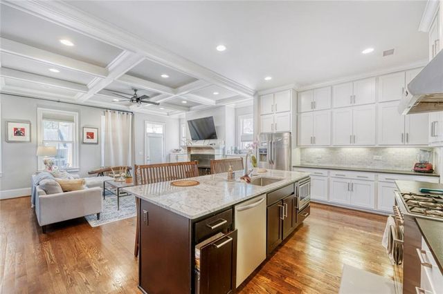 1196 John Collier Road 1196, Atlanta, GA 30318