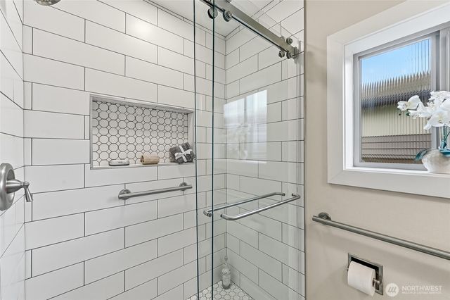 3940 SW Rose Street, Seattle, WA 98136