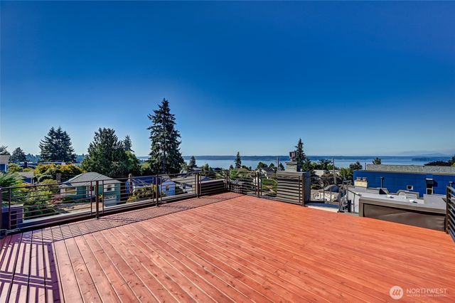 3940 SW Rose Street, Seattle, WA 98136