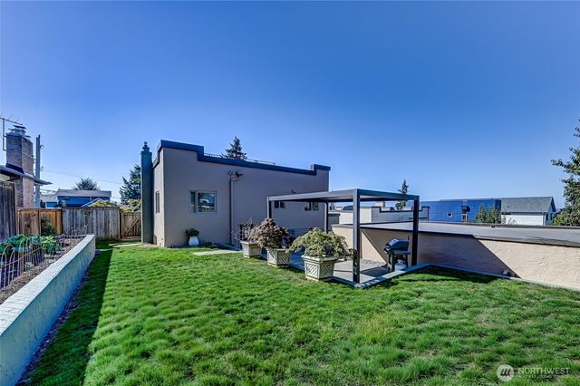 3940 SW Rose Street, Seattle, WA 98136