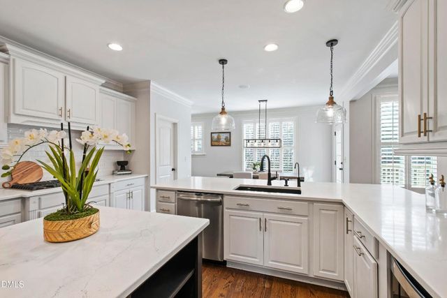 612 Peach Orchard Place, Cary, NC 27519