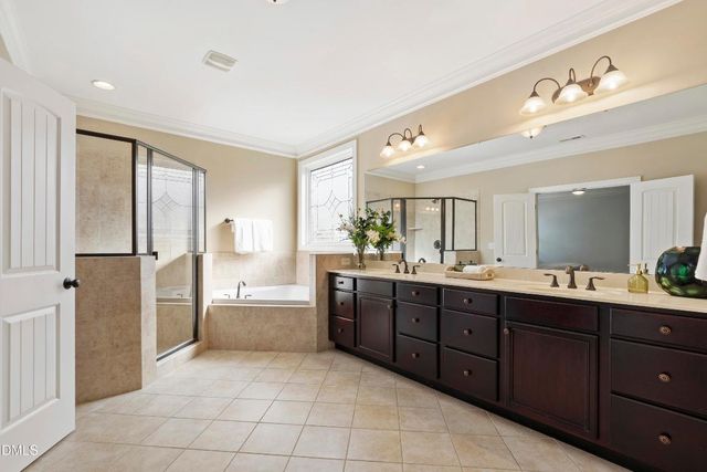 612 Peach Orchard Place, Cary, NC 27519