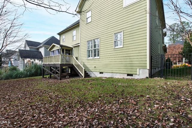 612 Peach Orchard Place, Cary, NC 27519