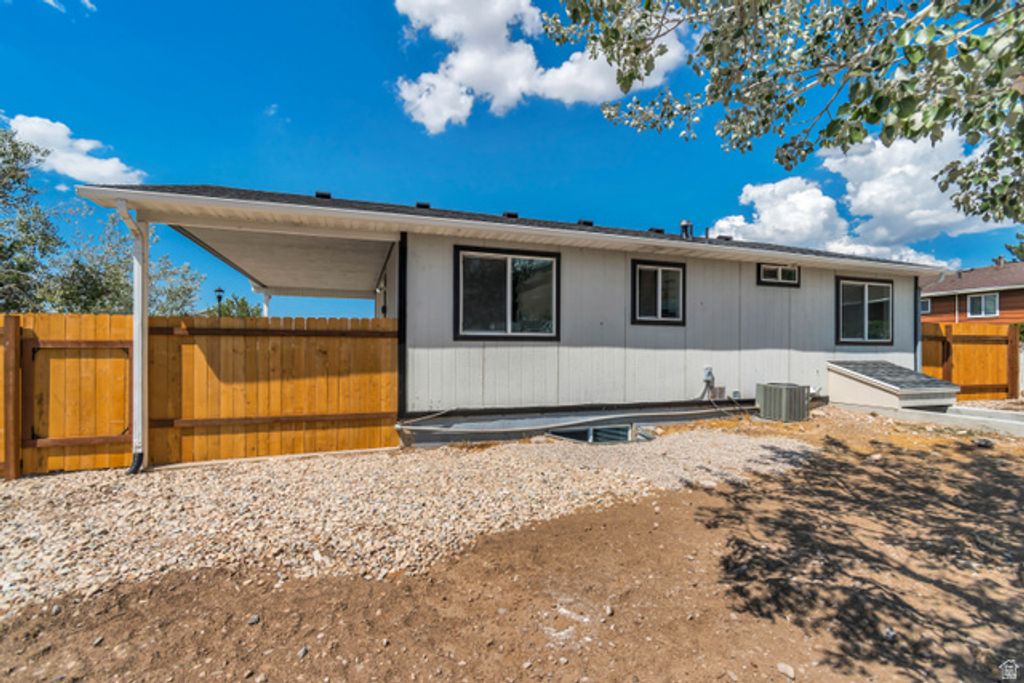 735 W 880 S, Tooele, UT 84074 — photo 4