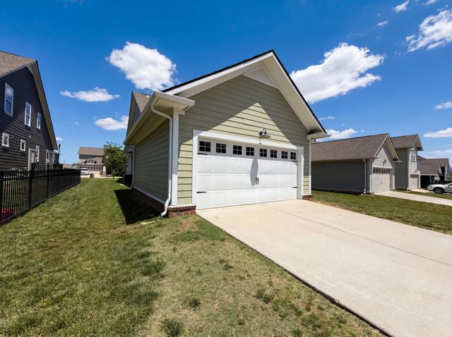 766 Ewell Farm Dr, Spring Hill, TN 37174