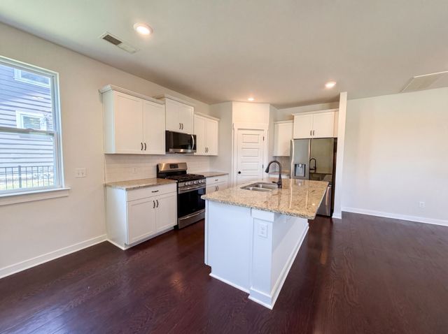 766 Ewell Farm Dr, Spring Hill, TN 37174
