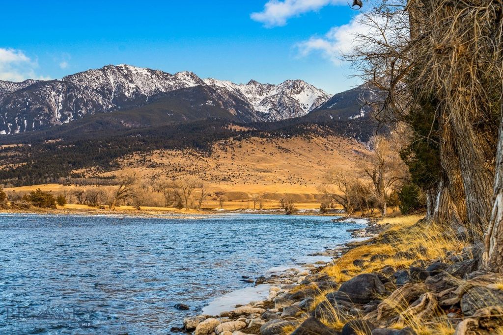 TBD East River Road, Livingston, MT 59004