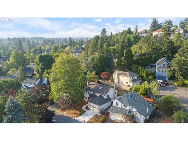 16825 Sw TIMBERLAND Dr, Beaverton, OR 97007