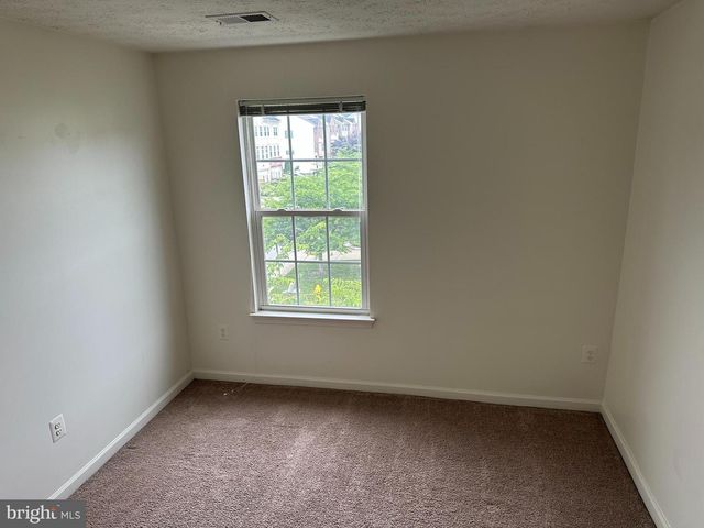 7216 MOCKINGBIRD CIR, Glen Burnie, MD 21060