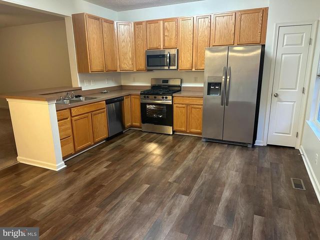 7216 MOCKINGBIRD CIR, Glen Burnie, MD 21060