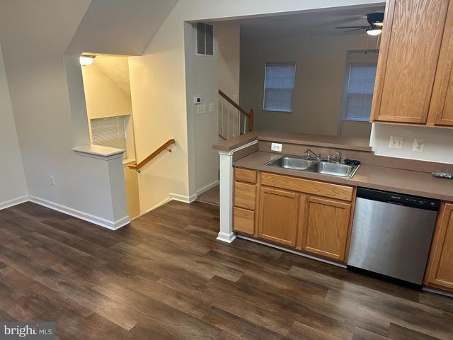 7216 MOCKINGBIRD CIR, Glen Burnie, MD 21060