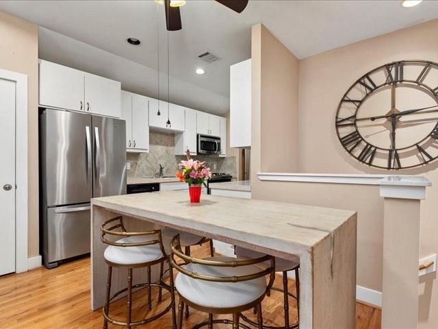 5941 South Loop E 504, Houston, TX 77033