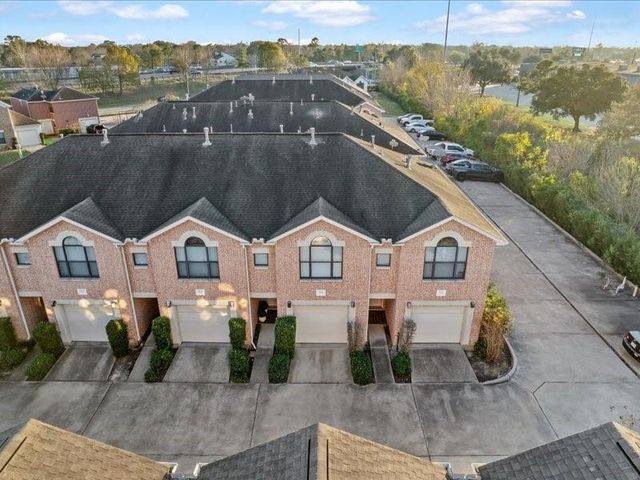5941 South Loop E 504, Houston, TX 77033