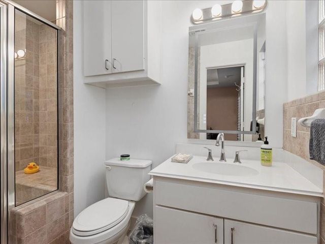 5941 South Loop E 504, Houston, TX 77033