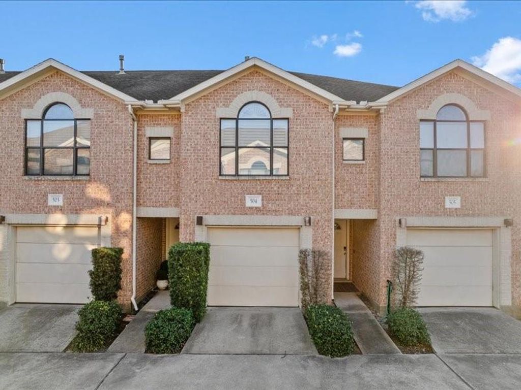 5941 South Loop E 504, Houston, TX 77033