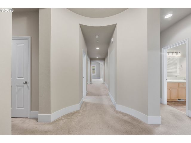 2829 Nw HILL St, Camas, WA 98607