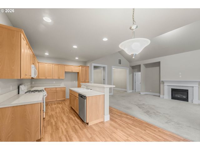 2829 Nw HILL St, Camas, WA 98607