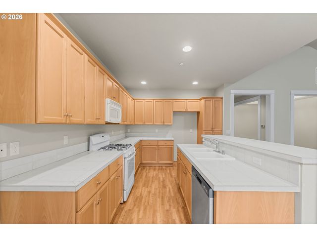 2829 Nw HILL St, Camas, WA 98607