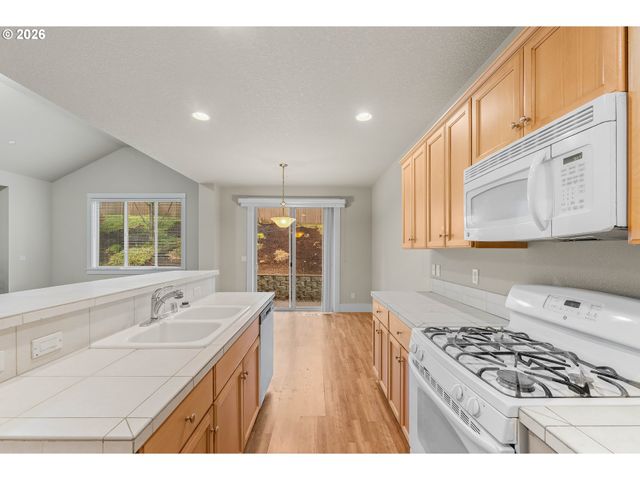 2829 Nw HILL St, Camas, WA 98607