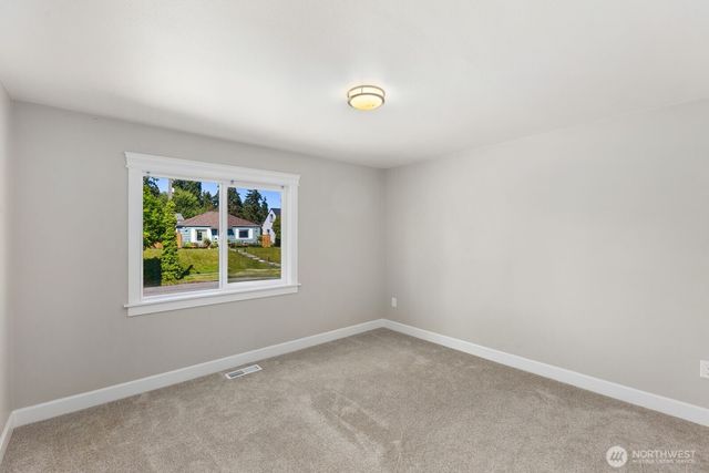 6121 S C Street, Tacoma, WA 98408