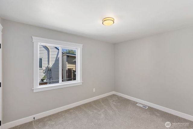 6121 S C Street, Tacoma, WA 98408