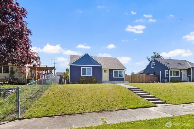 6121 S C Street, Tacoma, WA 98408