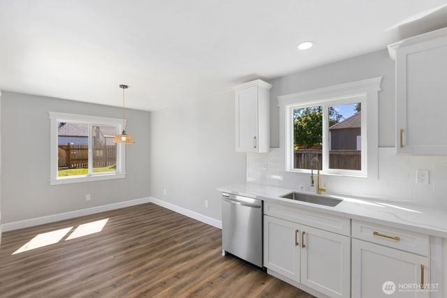 6121 S C Street, Tacoma, WA 98408