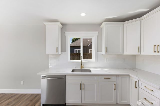 6121 S C Street, Tacoma, WA 98408