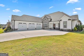 335 Cushing Street, Senoia, GA 30276