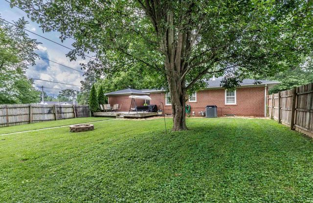 1516 S Helfrich Avenue, Evansville, IN 47712