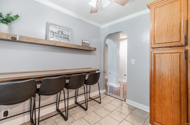 1516 S Helfrich Avenue, Evansville, IN 47712