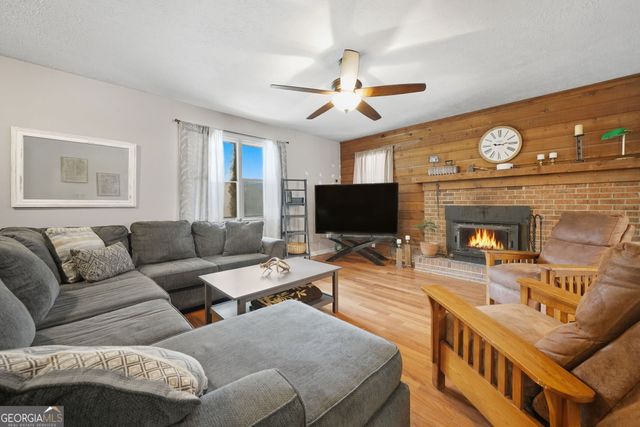 339 Buckingham Drive SW, Conyers, GA 30094