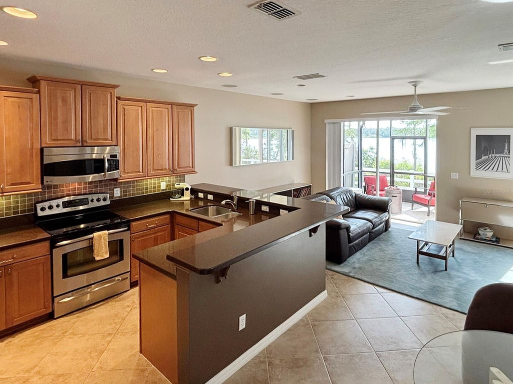 Image 13 of property listing at 10206 FALLSGROVE STREET, Orlando, FL 32836