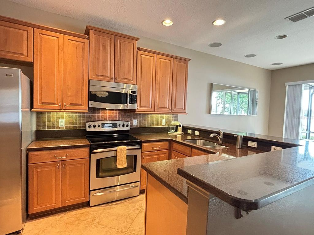 Image 14 of property listing at 10206 FALLSGROVE STREET, Orlando, FL 32836