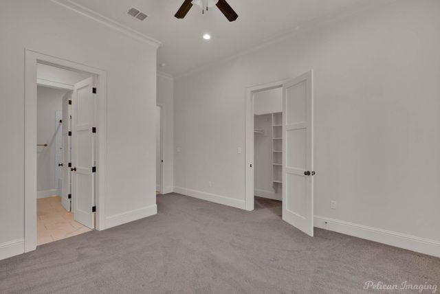 407 Oakwood Trace Court, Shreveport, LA 71106