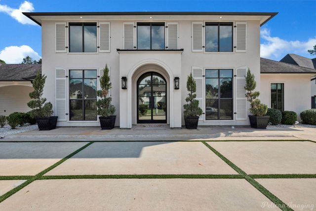 407 Oakwood Trace Court, Shreveport, LA 71106