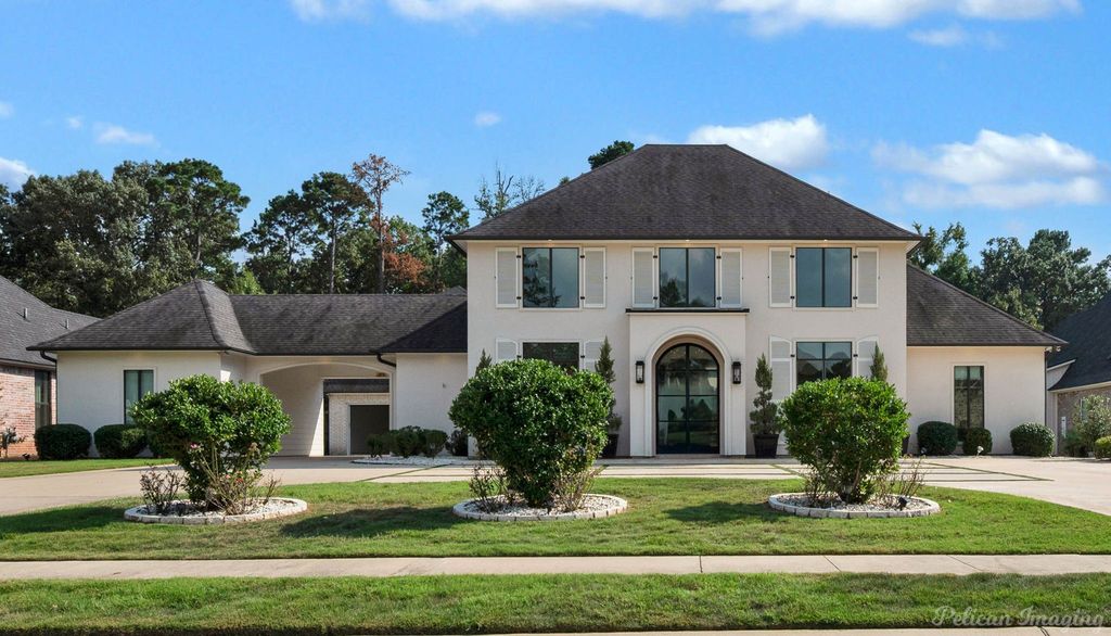 407 Oakwood Trace Court, Shreveport, LA 71106