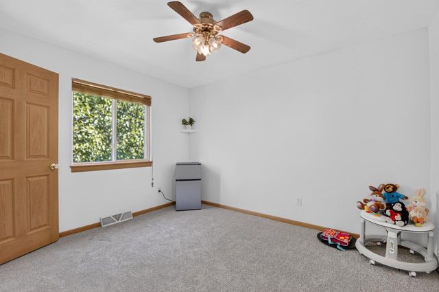 11280 3rd AVENUE, Pleasant Prairie, WI 53158