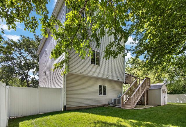 11280 3rd AVENUE, Pleasant Prairie, WI 53158