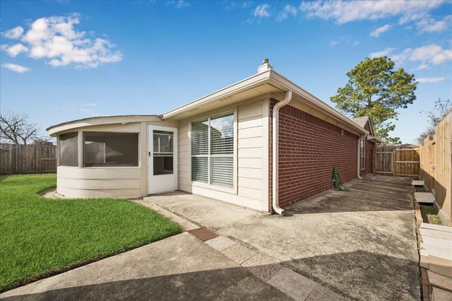 10414 Chelseabrook Lane, Houston, TX 77089