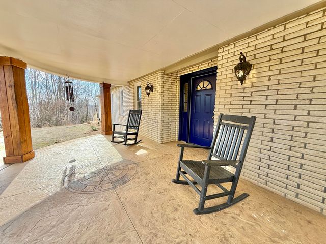 2011 Spencer-Preston RD, Martinsville, VA 24112