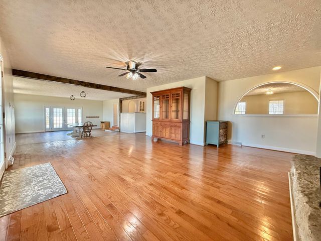 2011 Spencer-Preston RD, Martinsville, VA 24112