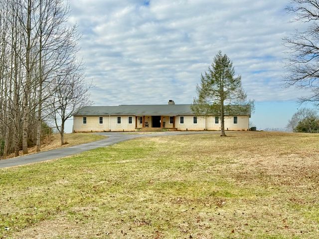 2011 Spencer-Preston RD, Martinsville, VA 24112